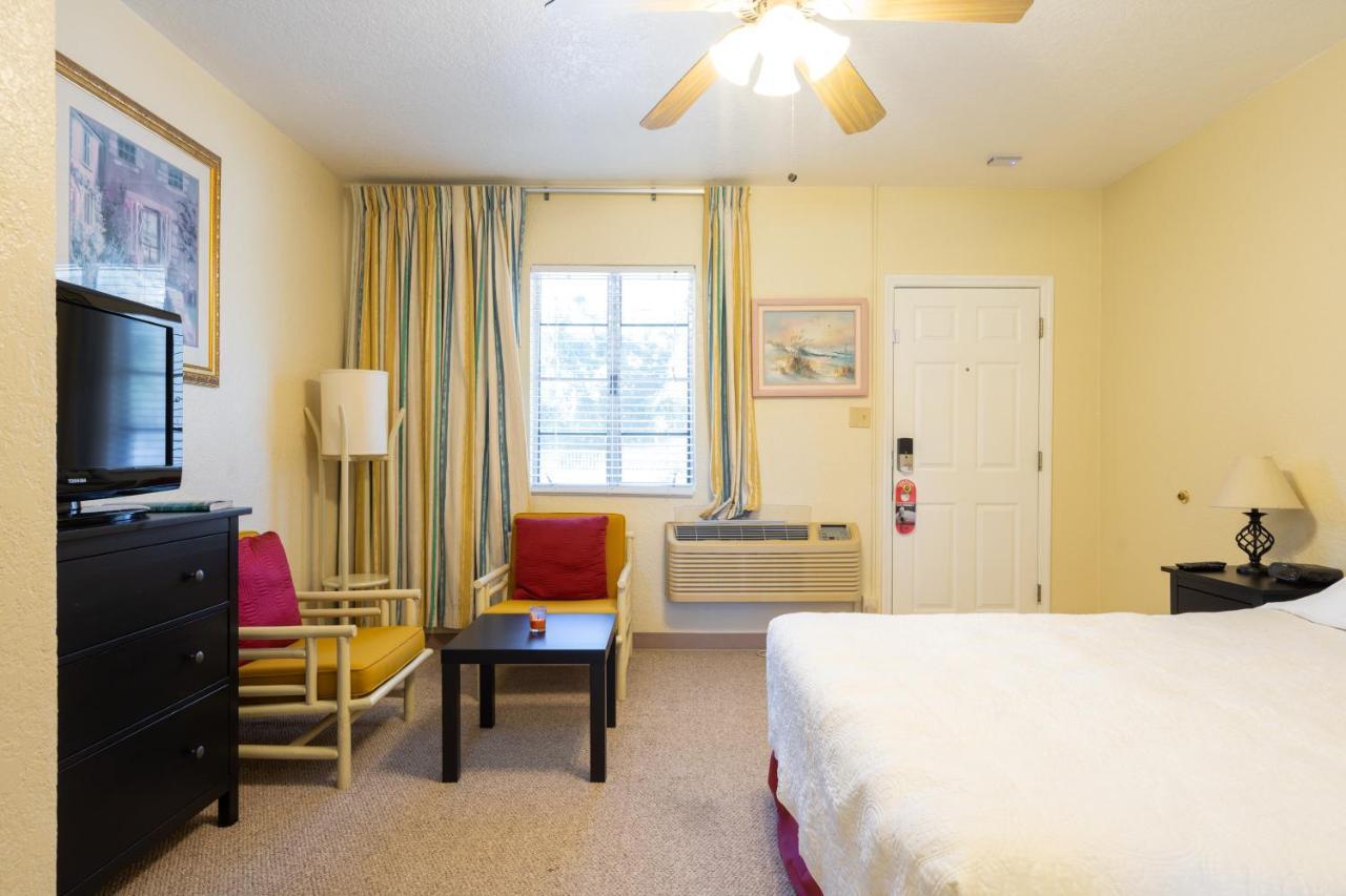 Mar Bay Exclusive Suites Safety Harbor Bagian luar foto