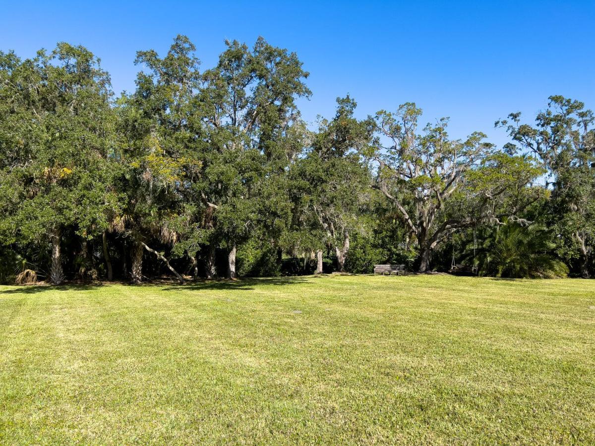 Mar Bay Exclusive Suites Safety Harbor Bagian luar foto