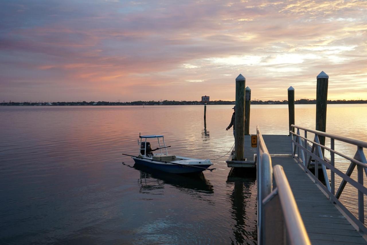 Mar Bay Exclusive Suites Safety Harbor Bagian luar foto