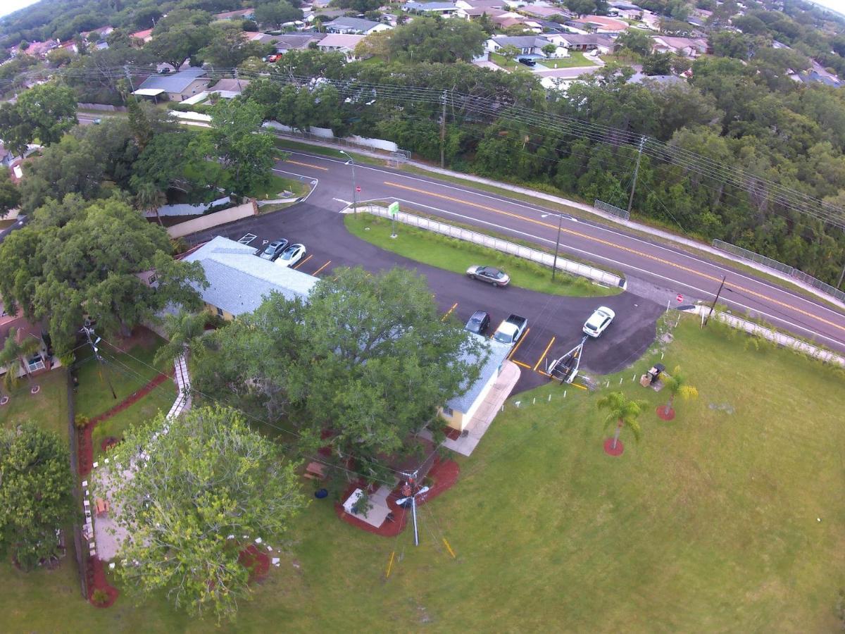 Mar Bay Exclusive Suites Safety Harbor Bagian luar foto